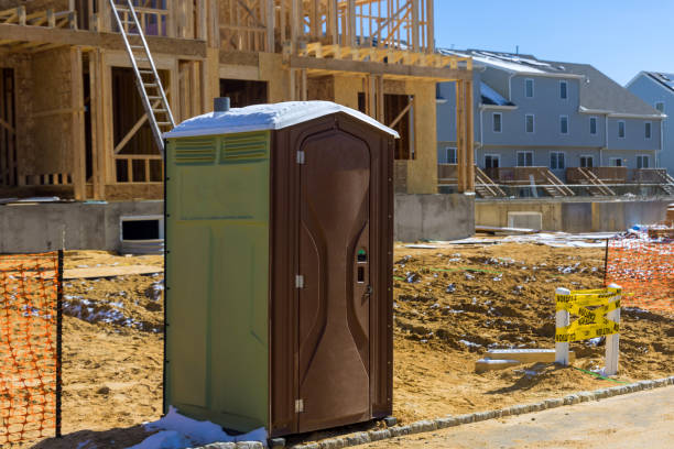 Porta potty delivery and setup in Harrington, DE